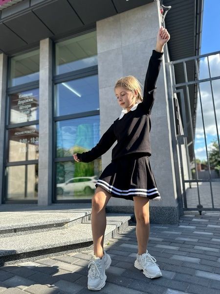 Enia.kids Світшот "Комірець" SWTD20326BLK, 128, чорний SWTD20326BLK фото